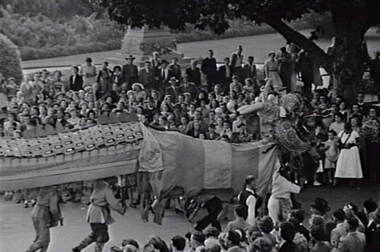 Negative - Bendigo Easter Fair 1954 - Chinese Dragon, Allan Doney, 1950 -1970