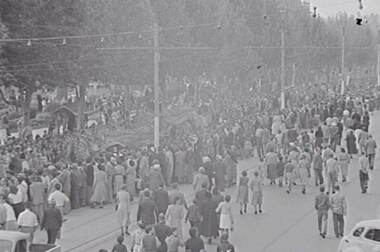 Negative - Bendigo Easter Fair 1954 - Chinese Dragon, Allan Doney, 1950 -1970