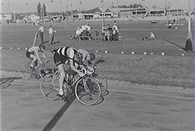 Negative - Bendigo Thousand 1962 - Cycling, Allan Doney, 1950 -1970