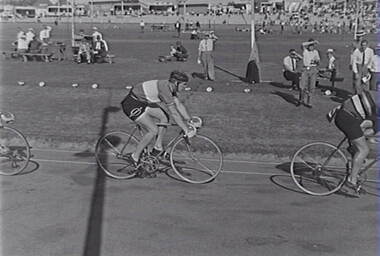 Negative - Bendigo Thousand 1962 - Cycling, Allan Doney, 1950 -1970
