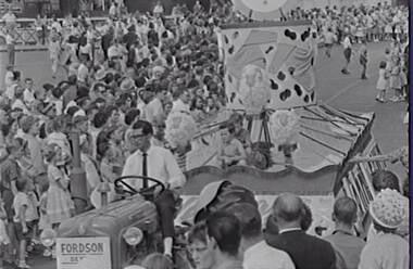 Negative - Bendigo Easter Fair 1964 - Float - John Brown, Allan Doney, 1950 -1970