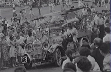 Negative - Bendigo Easter Fair 1964 - Float - Southern Cloud, Allan Doney, 1950 -1970