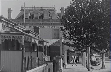 Negative - Castlemaine - Street - Imperial Hotel, Allan Doney, 1950 -1970