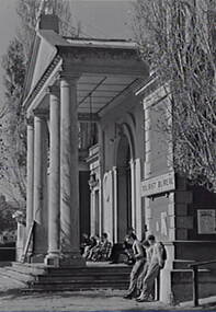 Negative - Castlemaine - Town Hall, Allan Doney, 1950 -1970