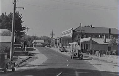 Negative - Castlemaine - Town Hall, Allan Doney, 1950 -1970