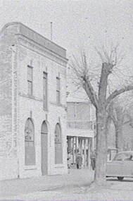 Negative - Farmers Lane Bendigo - Ramblers Club, Allan Doney, 1950 -1970