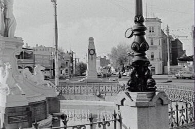 Negative - Alexandra Fountain Bendigo - Cenotaph - City Family Hotel Bendigo, Allan Doney, 1950 -1970