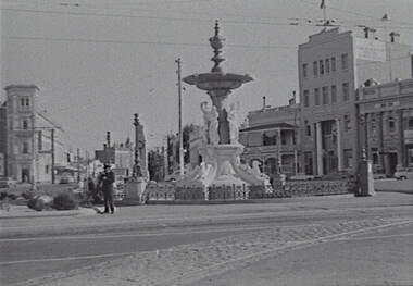 Negative - Alexandra Fountain Bendigo - High Street, Allan Doney, 1950 -1970