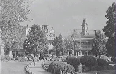 Negative - Town Hall Gardens - Bull Street Bendigo - Post Office, Allan Doney, 1950 -1970