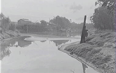 Negative - Echuca - River - Wharf - Low Level - Paddle Steamers, Allan Doney, 1950 -1970