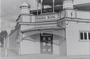 Negative - Bendigo Baths - Municipal Baths - Building, Allan Doney, 1950 -1970