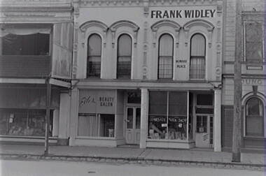 Negative - Howard Place Bendigo - Tuck Shop - Beauty Salon, Allan Doney, 1950 -1970