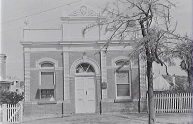 Negative - Christian Science Church - Mackenzie Street Bendigo, Allan Doney, 1950 -1970