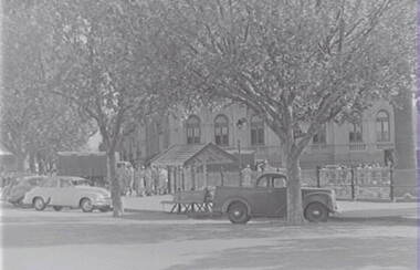 Negative - Law Courts Bendigo - Soldiers, Allan Doney, 1950 -1970