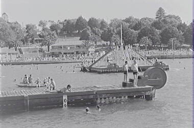 Negative - Bendigo Baths - after 004381, Allan Doney, 1950 -1970