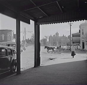 Negative - Eaglehawk - Town Hall - Park Hotel, Allan Doney, 1950 -1970