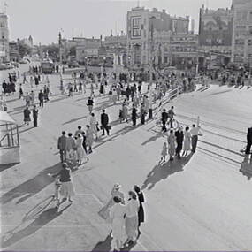 Negative - Royal Tour 1954 - Crowds - Alexandra Fountain Bendigo, Allan Doney, 1950 -1970