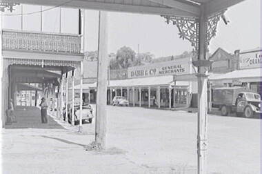 Negative - Street Bendigo - Businesses - Dabb and Co - General Store, Allan Doney, 1950 -1970