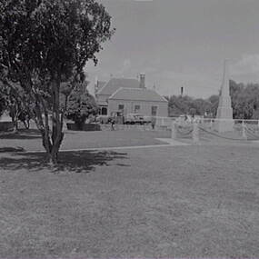 Negative - Nagambie - Memorial - Buildings, Allan Doney, 1950 -1970