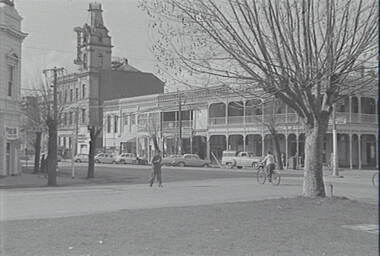 Negative - McCrae Street Bendigo - School of Mines - Businesses - Hotel, Allan Doney, 1950 -1970