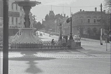 Negative - Alexandra Fountain Bendigo - View Street Bendigo, Allan Doney, 1950 -1970