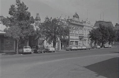 Negative - Bull Street Bendigo - Metropolitan Hotel - London House - Beckett Chambers, Allan Doney, 1950 -1970
