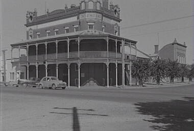Negative - High Street Bendigo - YWCA, Allan Doney, 1950 -1970