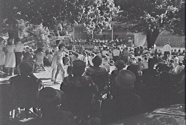 Negative - Rosalind Park Bendigo - Sound Shell - Music for the People Bendigo, Allan Doney, 1950 -1970