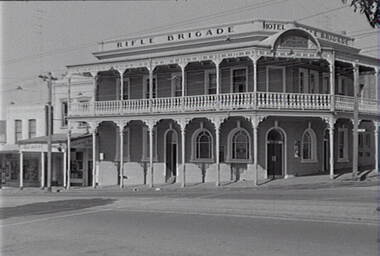Negative - Rifle Brigade Hotel Bendigo, Allan Doney, 1950 -1970