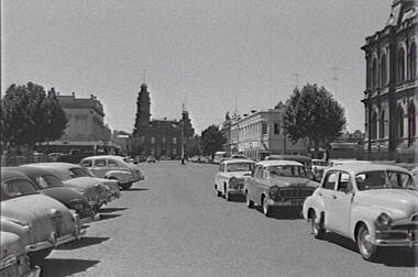 Negative - Bull Street Bendigo - Law Courts Bendigo - Town Hall, Allan Doney, 1950 -1970