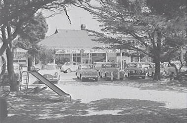 Negative - Bendigo Businesses - Corner Shop, Allan Doney, 1950 -1970