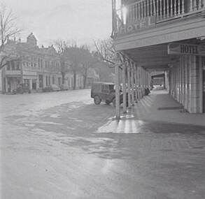 Negative - Bull Street Bendigo - Metropolitan Hotel, Allan Doney, 1950 -1970