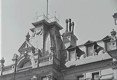 Negative - Shamrock Hotel Bendigo - Roof line, Allan Doney, 1950 -1970