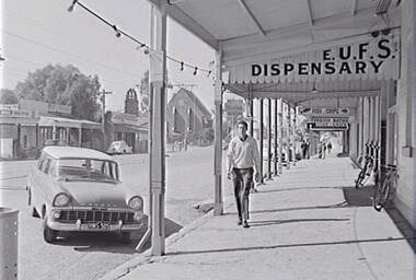 Negative - Eaglehawk - Street - EUFS - Church, Allan Doney, 1950 -1970