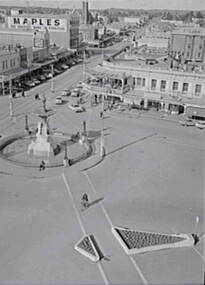 Negative - Alexandra Fountain Bendigo - Mitchell Street Bendigo - City Club Hotel, Allan Doney, 1950 -1970