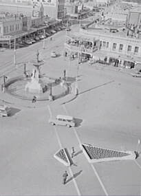 Negative - Alexandra Fountain Bendigo - Mitchell Street Bendigo - City Club Hotel, Allan Doney, 1950 -1970