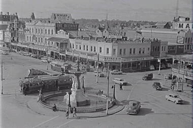 Negative - Alexandra Fountain Bendigo - Pall Mall Bendigo - Beehive - Tram, Allan Doney, 1950 -1970