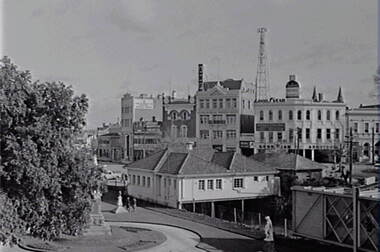 Negative - Queen Victoria Gardens - Baby Health Centre - View Point Bendigo, Allan Doney, 1950 -1970