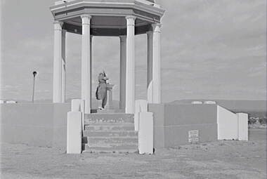 Negative - Stawell - Lookout - Hills, Allan Doney, 1950 -1970