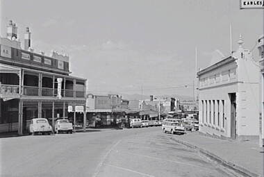 Negative - Stawell - Street - Bull and Mouth Hotel, Allan Doney, 1950 -1970