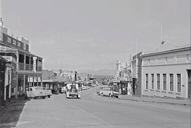 Negative - Stawell - Street - Bull and Mouth Hotel, Allan Doney, 1950 -1970