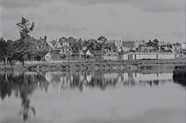 Negative - Lake Neangar Eaglehawk - Housing, Allan Doney, 1950 -1970