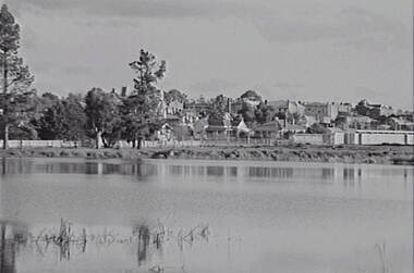 Negative - Lake Neangar Eaglehawk - Housing, Allan Doney, 1950 -1970