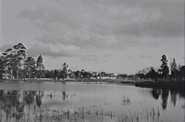 Negative - Lake Neangar Eaglehawk - Housing, Allan Doney, 1950 -1970