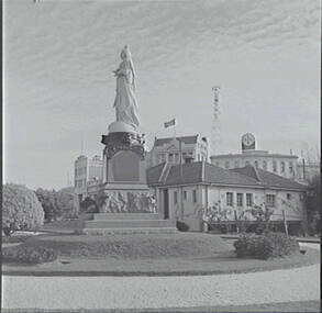 Negative - Queen Victoria Statue Bendigo - Baby Health Centre, Allan Doney, 1950 -1970