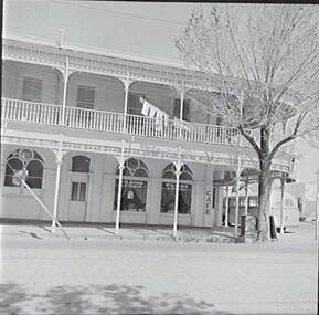 Negative - Iron Lacework - Niagara Hotel Bendigo - Wilson’s Top Hat Cafe, Allan Doney, 1950 -1970