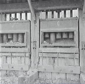 Negative - Mining - Crushing Battery, Allan Doney, 1950 -1970