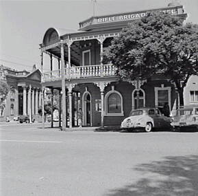 Negative - Rifle Brigade Hotel Bendigo, Allan Doney, 1950 -1970