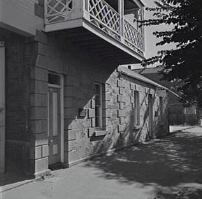 Negative - Specimen Cottage Bendigo, Allan Doney, 1950 -1970