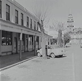 Negative - Bull Street Bendigo - Town Hall, Allan Doney, 1950 -1970